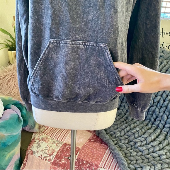 Coca-Cola Hoodie - Picture 3 of 10